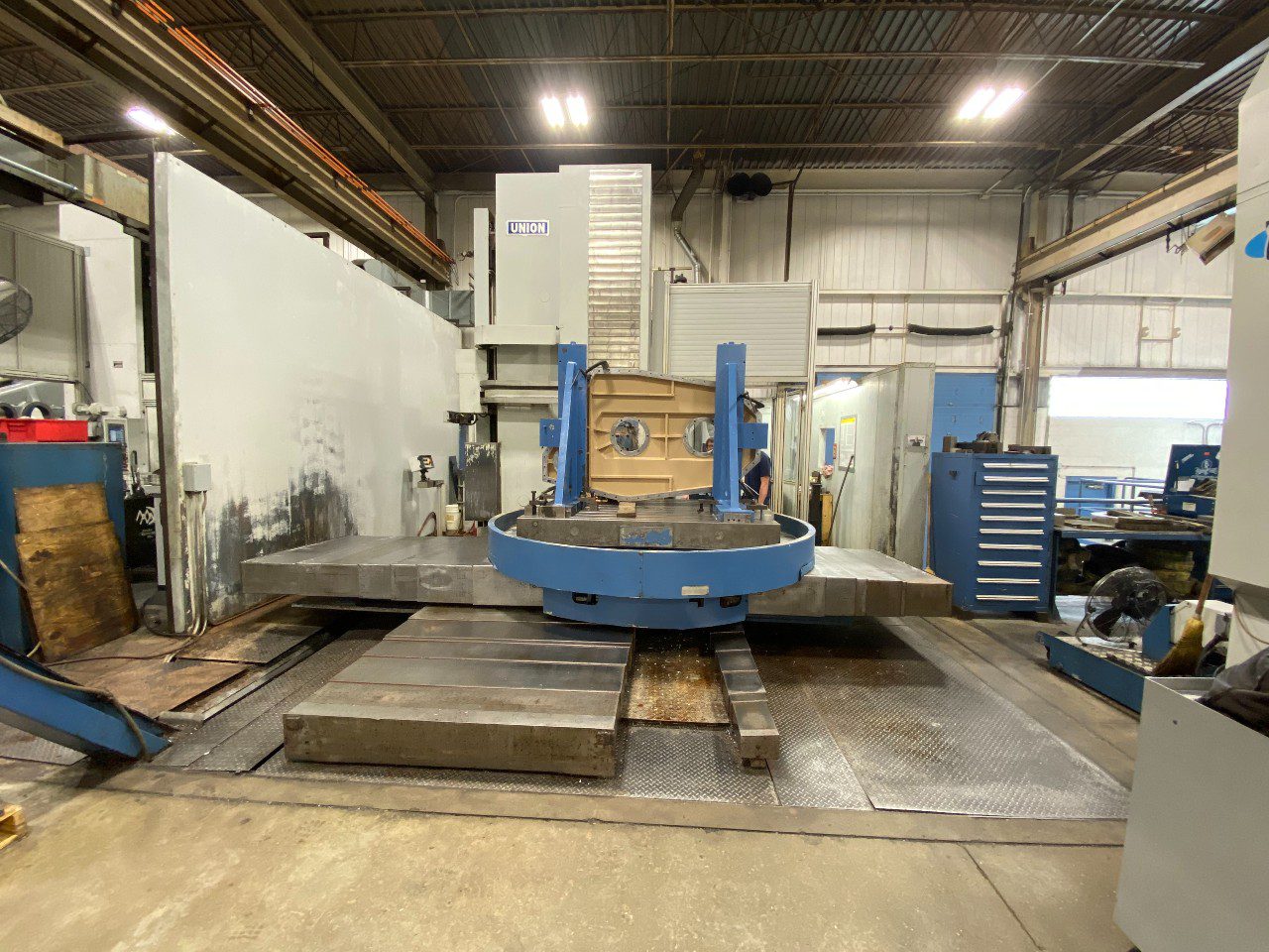 2001 5" Union CNC Horizontal Boring Mill Model TC 130 (Installed new in 2001)